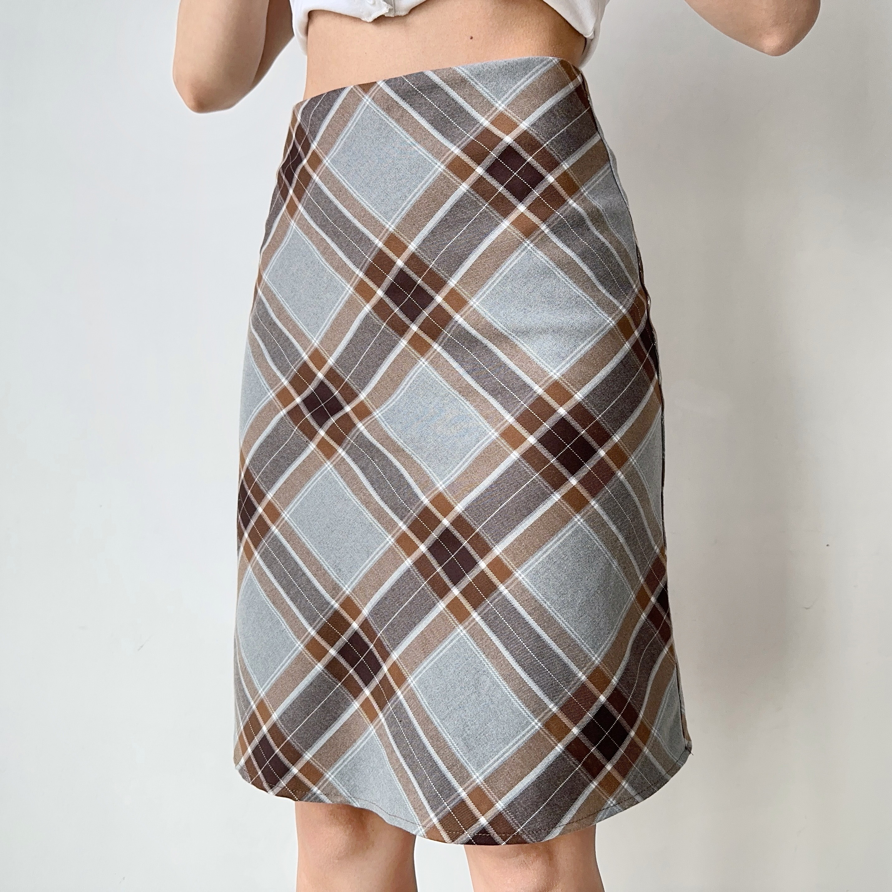 High-Waisted Color-Blocking Plaid A-Line Skirt for Women - Retro European American Style Short Bodycon Fashion