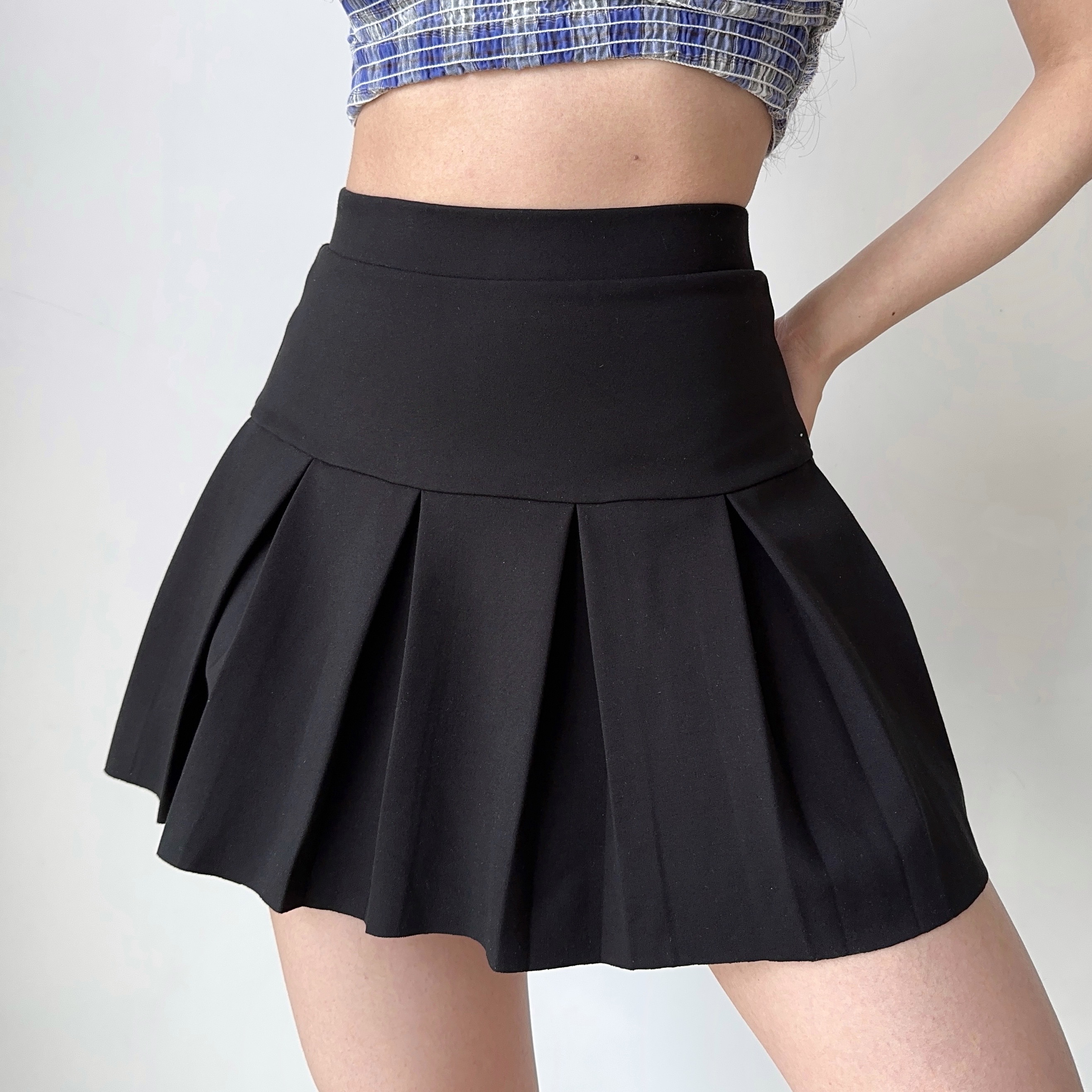 High-Waisted Pleated A-Line Skirt for Women - Solid Color Summer Fashion, European & American Style, Slimming Waist, Short Length