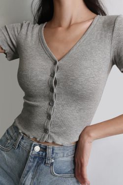 High-Waisted Slim Fit V-Neck Ruffled Edge Button-Up Short Sleeve T-Shirt Cardigan for Women – American Style Fashion Essential