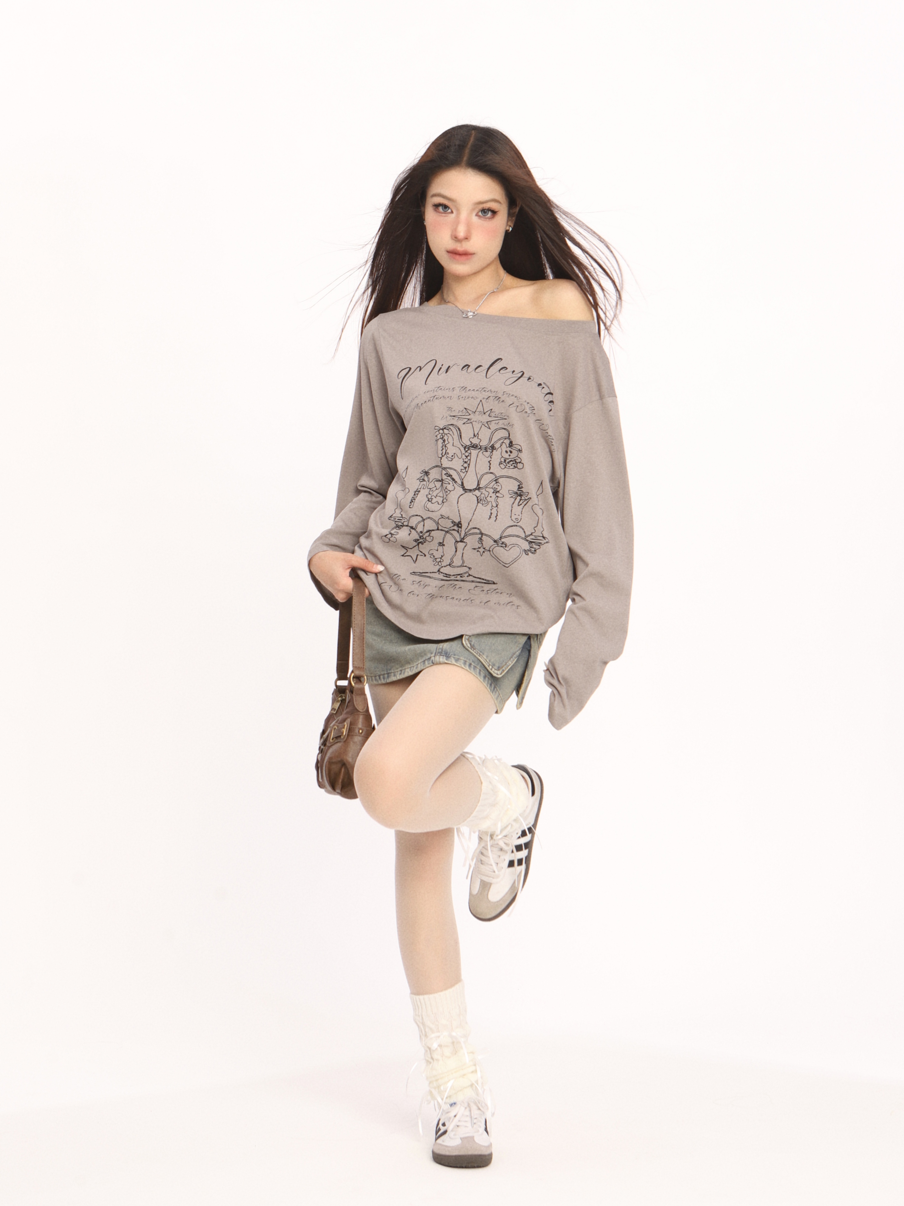 Korean Style Graffiti Off-Shoulder Long Sleeve T-Shirt for Women - Summer Sun Protection Cover-Up, Lightweight & Airy