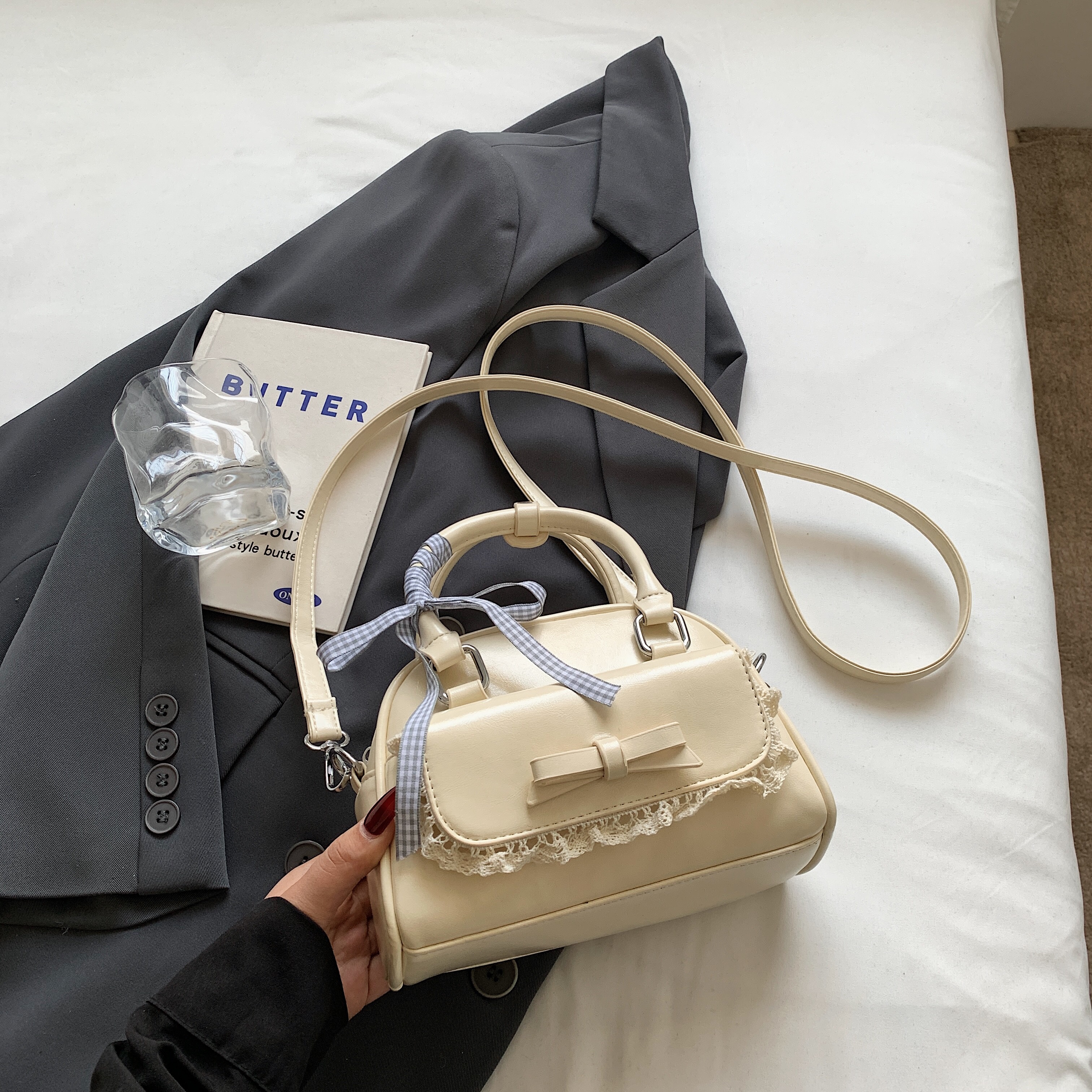 Korean-Style Minimalist Bow Single-Shoulder Crossbody Bag for Women - 2025 Summer High-End Small Square Commuter Bag