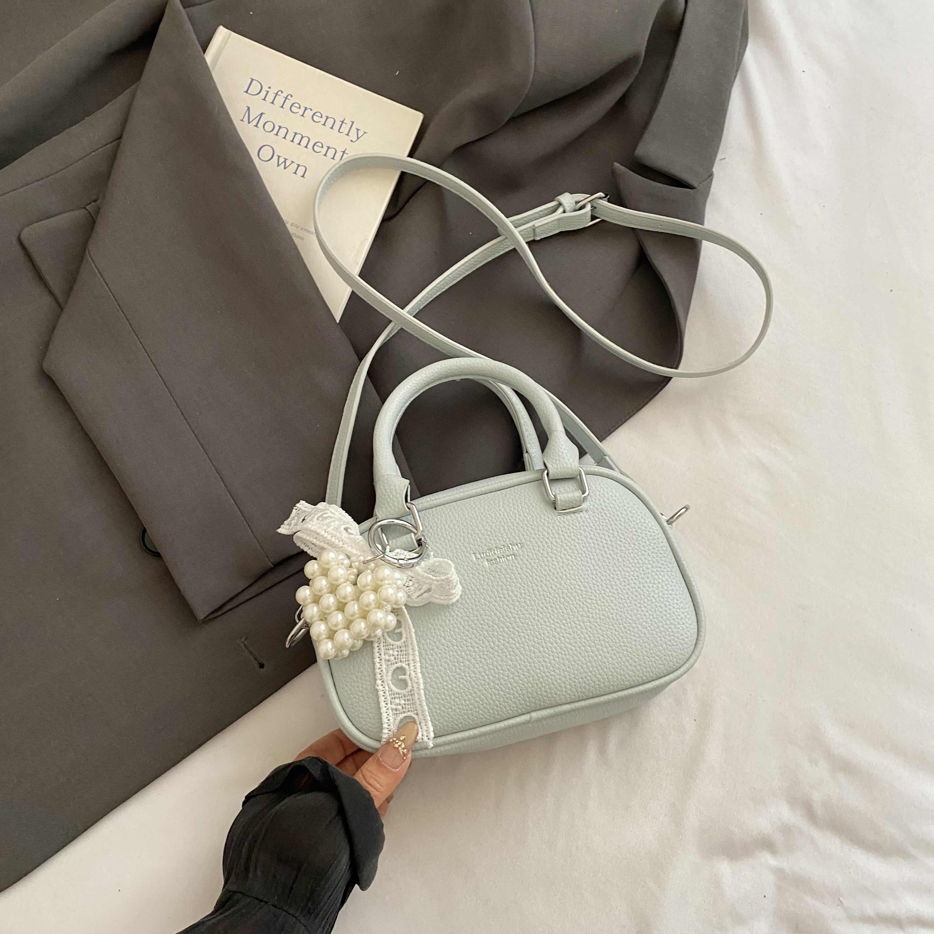 Korean-Style Minimalist Casual Tote Bag for Women - Small Square Crossbody Bowling Bag for Summer 2025