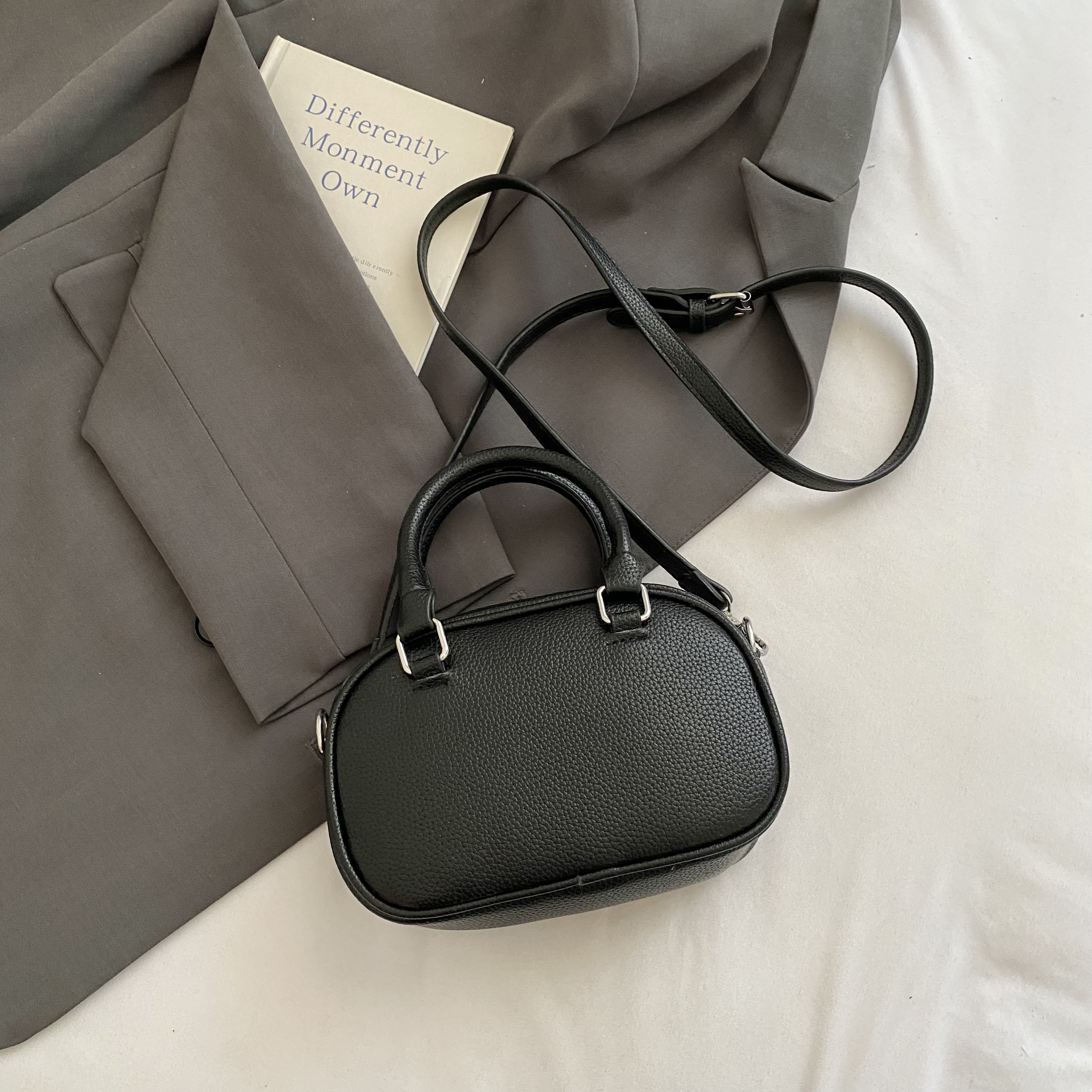 Korean-Style Minimalist Casual Tote Bag for Women - Small Square Crossbody Bowling Bag for Summer 2025