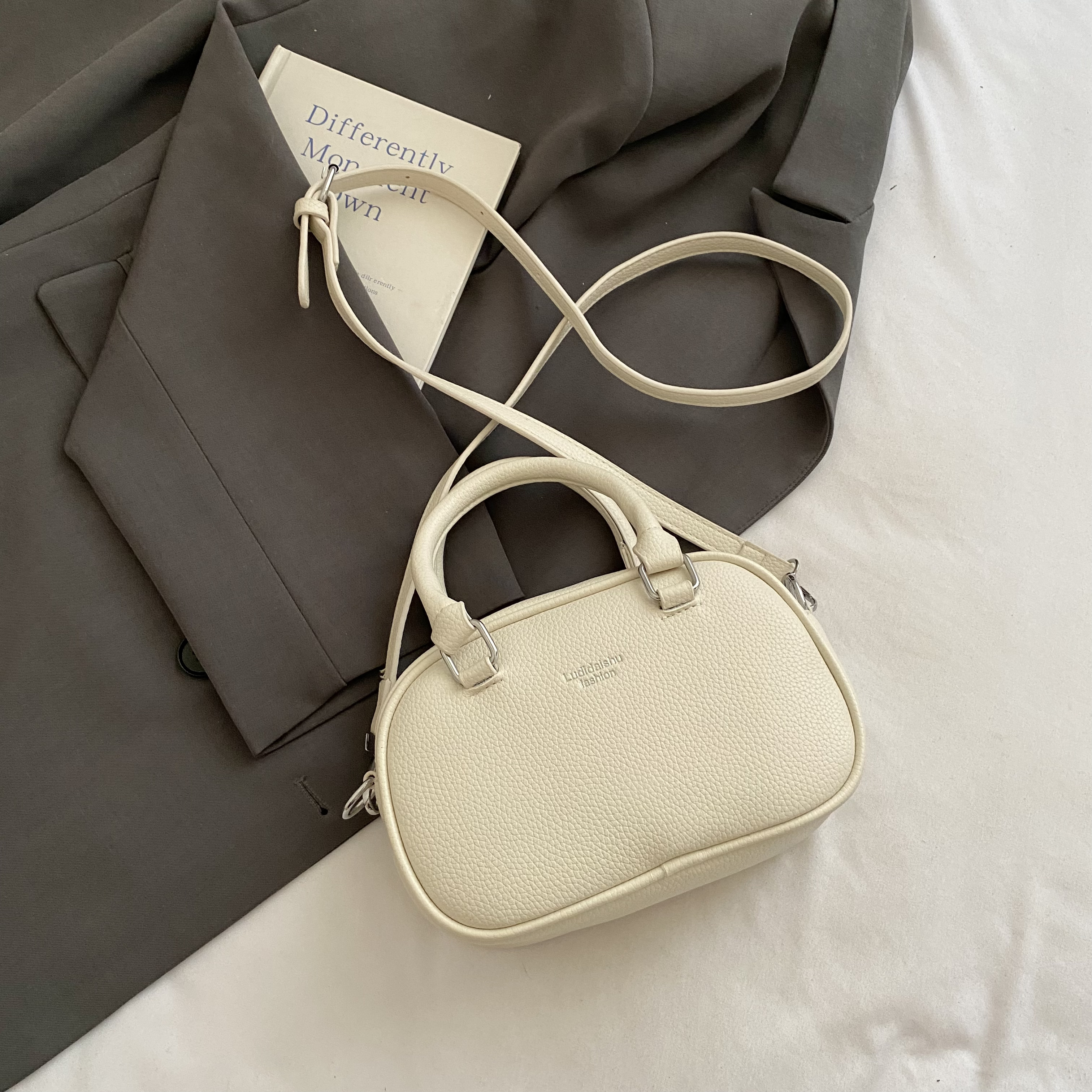 Korean-Style Minimalist Casual Tote Bag for Women - Small Square Crossbody Bowling Bag for Summer 2025