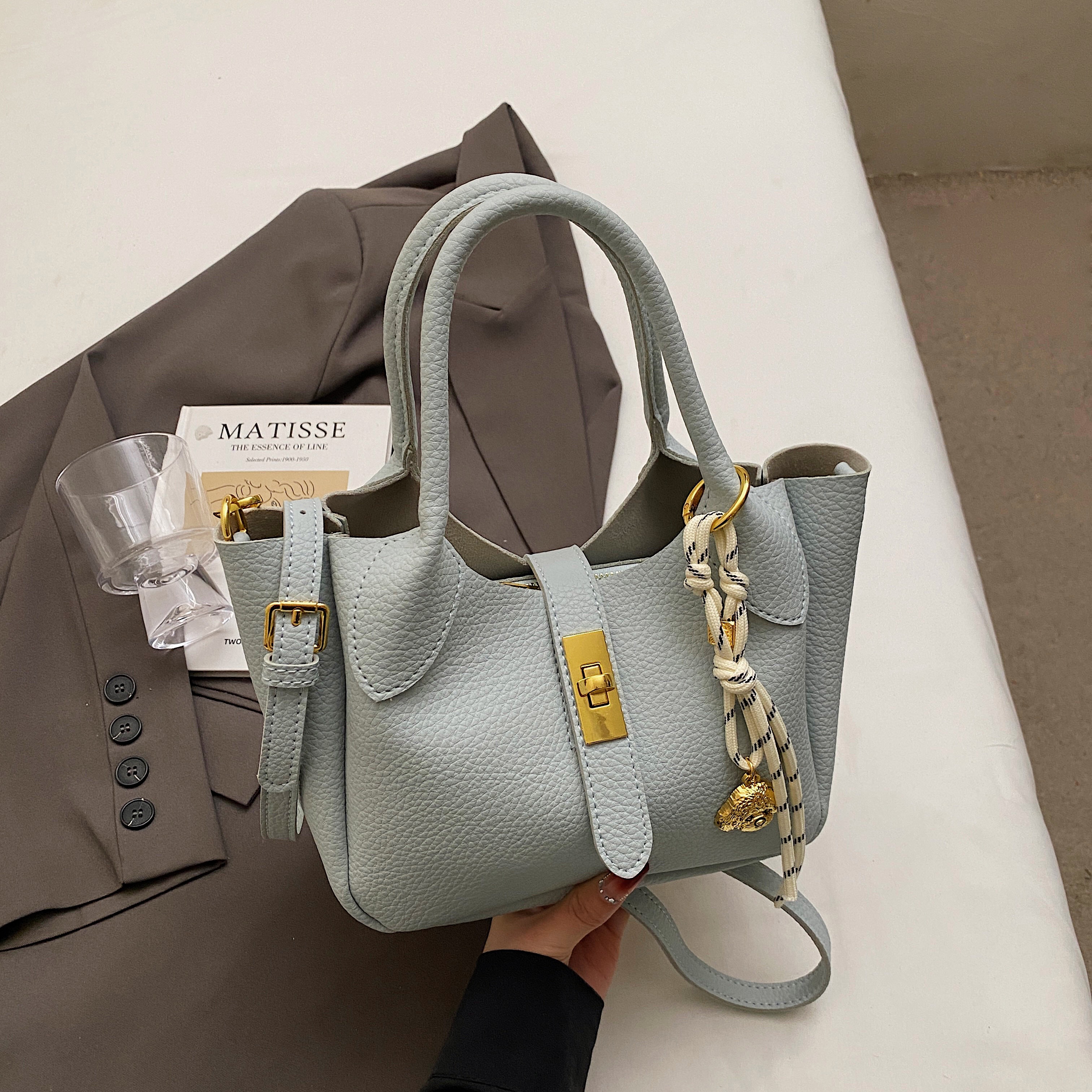 Korean Style Minimalist Versatile Crossbody Bucket Handbag for Women - 2025 Summer High-Quality Commuting Bag