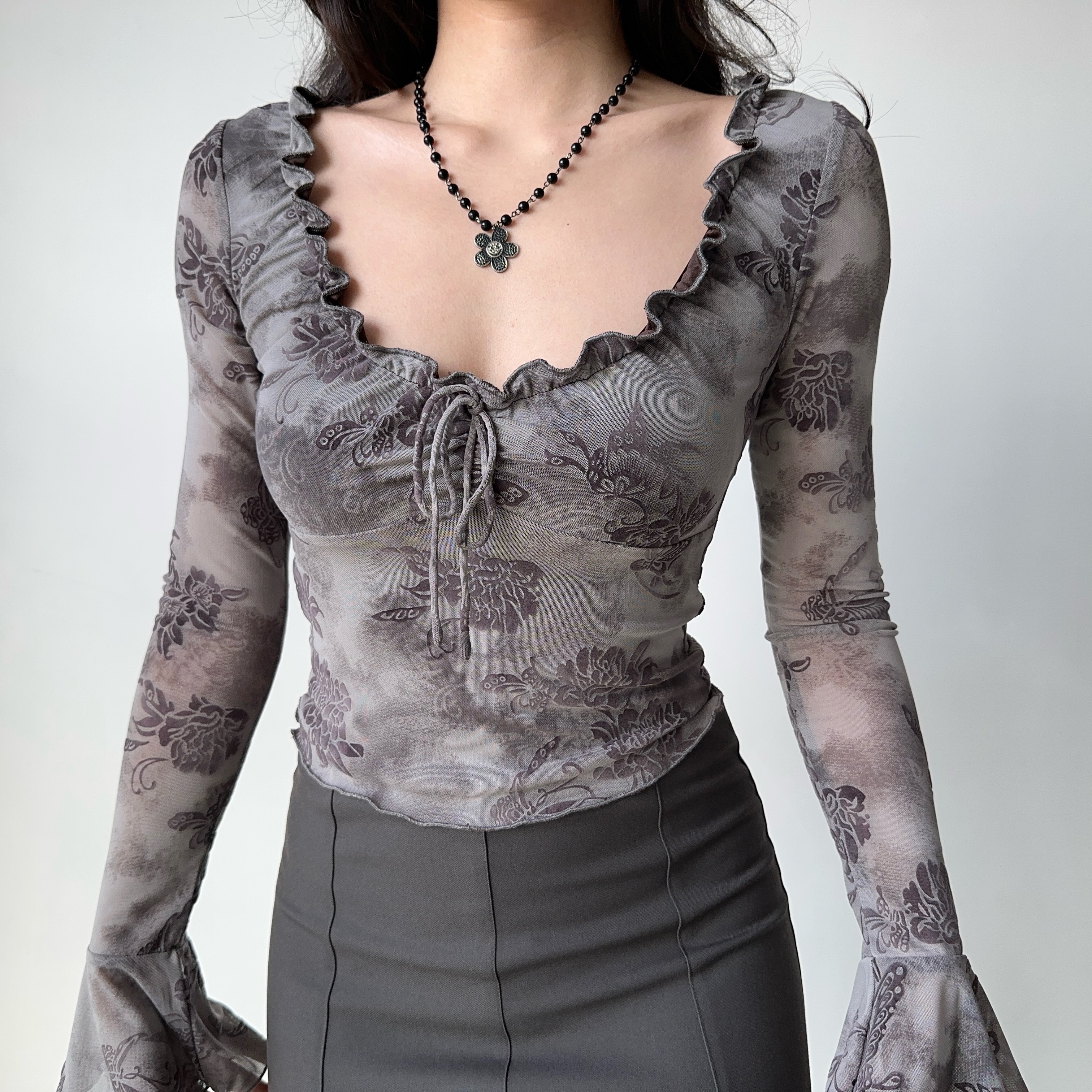 Lace-Trimmed Tie-Dye Velvet T-Shirt for Women - Slim-Fit Bell Sleeve Top in Purple, European and American Style, Y2K Fashion
