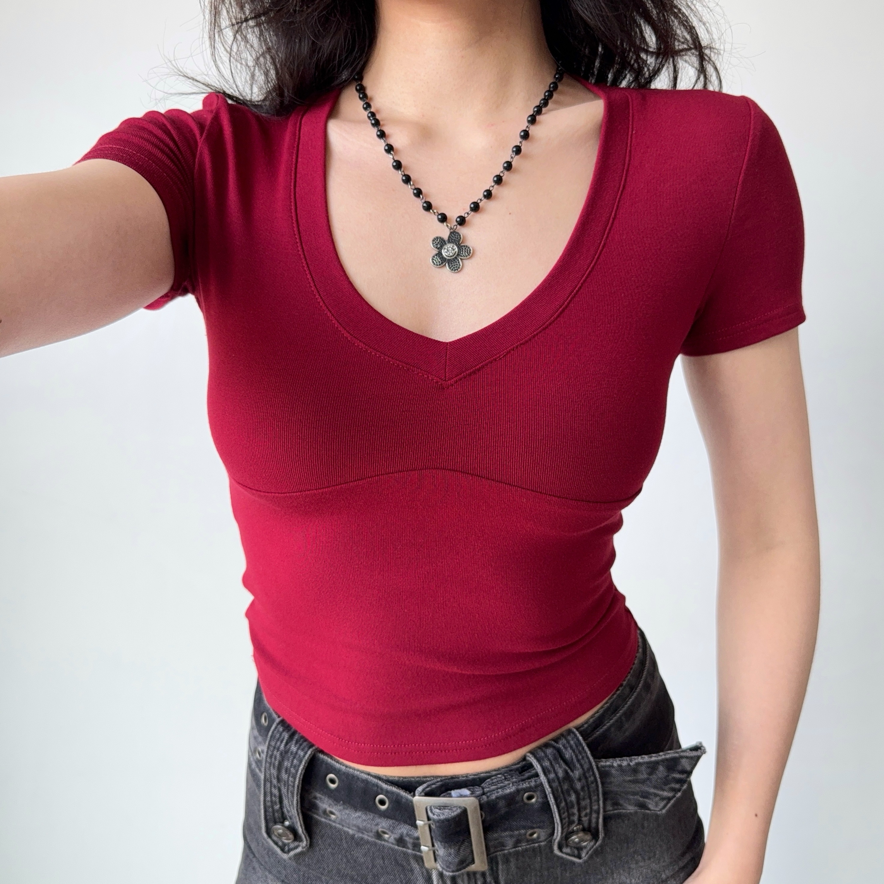 Minimalist Solid Color V-Neck Short Sleeve T-Shirt for Women - Summer Slim Fit Top, European & American Style, Casual Chic Fashion