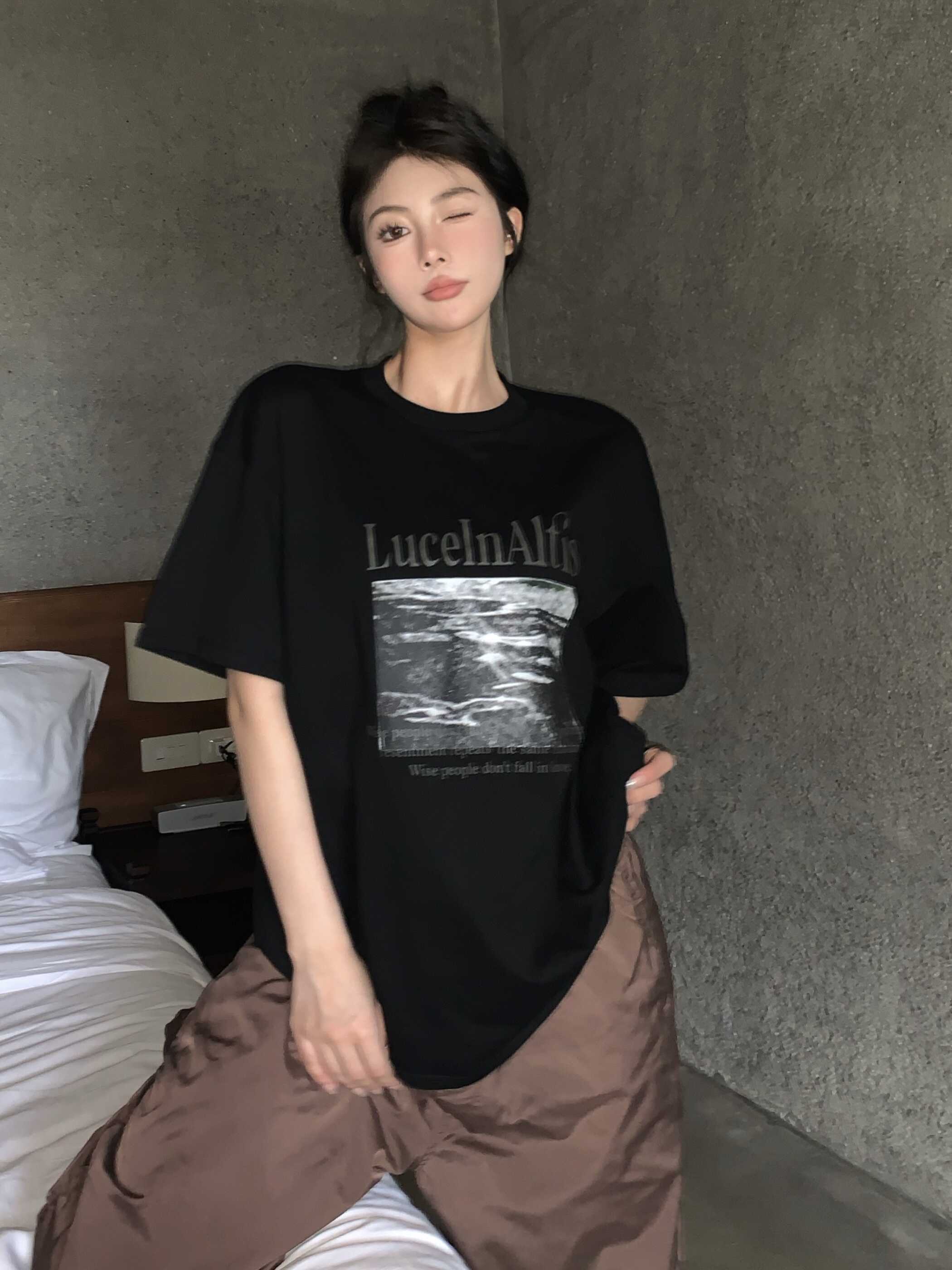 Plus-Size American Retro Oversized Cotton Short-Sleeve T-Shirt for Women - Summer 2025 Trendy Loose Fit Top