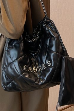 Quilted Chain Bag for Women - Large Capacity Fashion Tote for Commuting - Chic Autumn/Winter 2025 Style