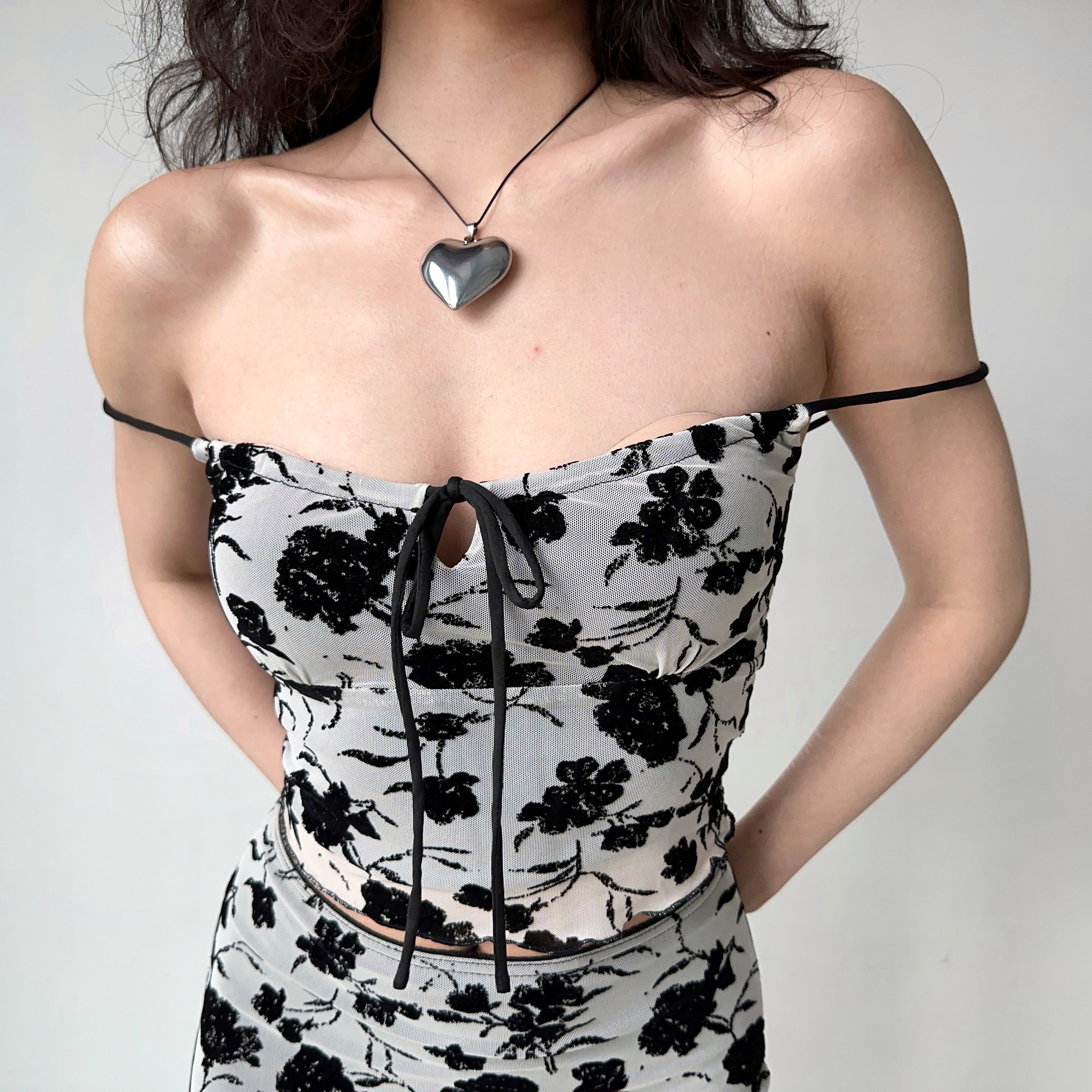 Retro Floral Print Camisole and High-Waisted Bodycon Skirt Two-Piece Set - European and American Style, Perfect for 90s and Y2K Fashion