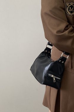 Retro Motorcycle Style Women's Crossbody Bag - Versatile Small Shoulder Bag for Casual Street Fashion