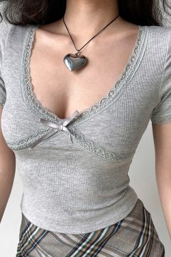 Sexy Lace Trim Low-Cut V-Neck Ribbed Short-Sleeve T-Shirt for Women - Slim Fit European American Style Top