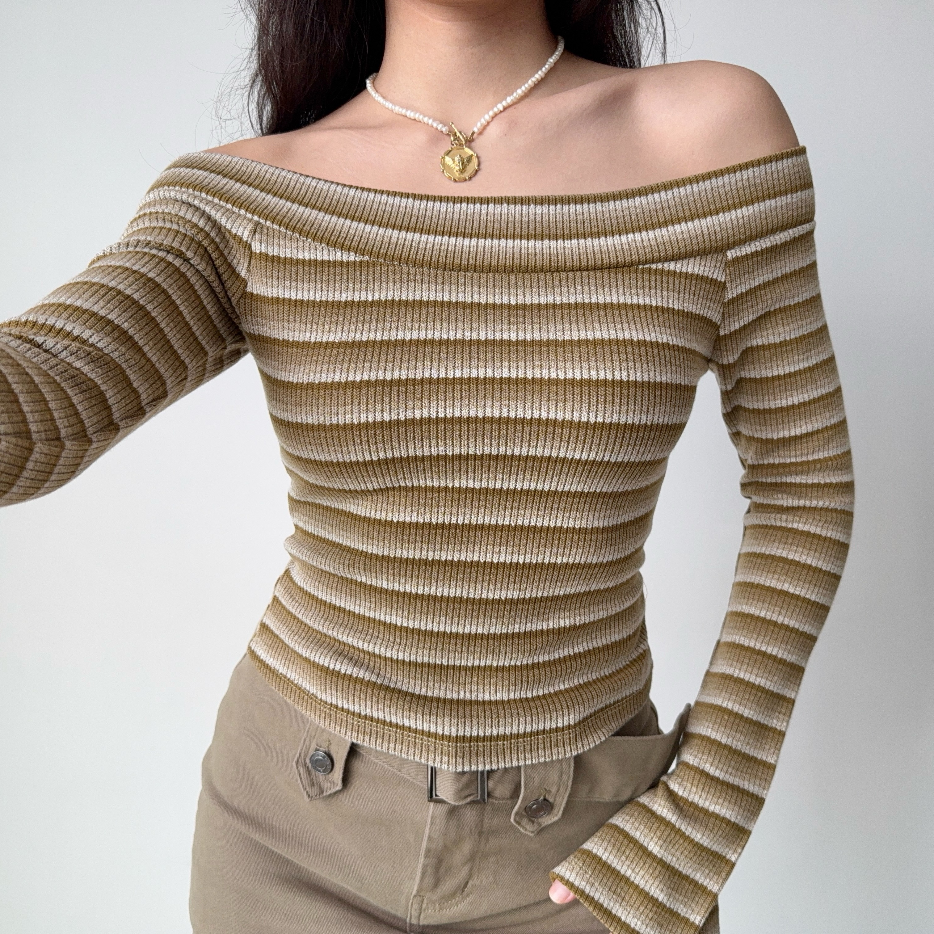 Sexy Off-the-Shoulder Striped Knitted Crop Top for Women - Slim Fit European and American Style Fashion Top