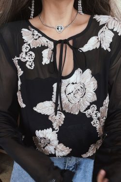 Sheer 3D Floral Pullover T-Shirt for Women - Sexy Style for Spring/Summer 2025, Trendy Hot Girl Fashion