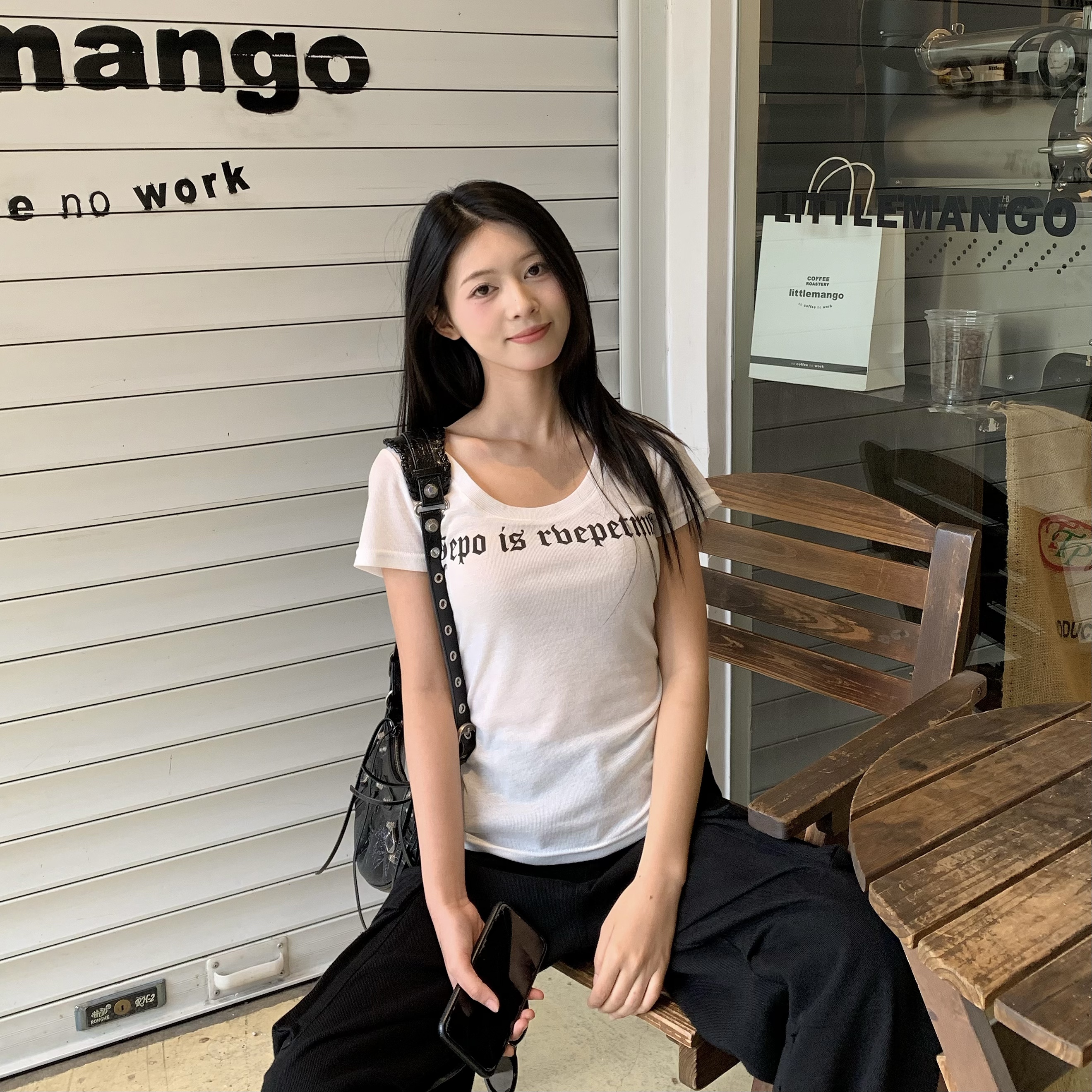 Slightly Sheer U-Neck Short Sleeve T-Shirt for Women - American Vintage Summer Slim Fit Hot Girl Style