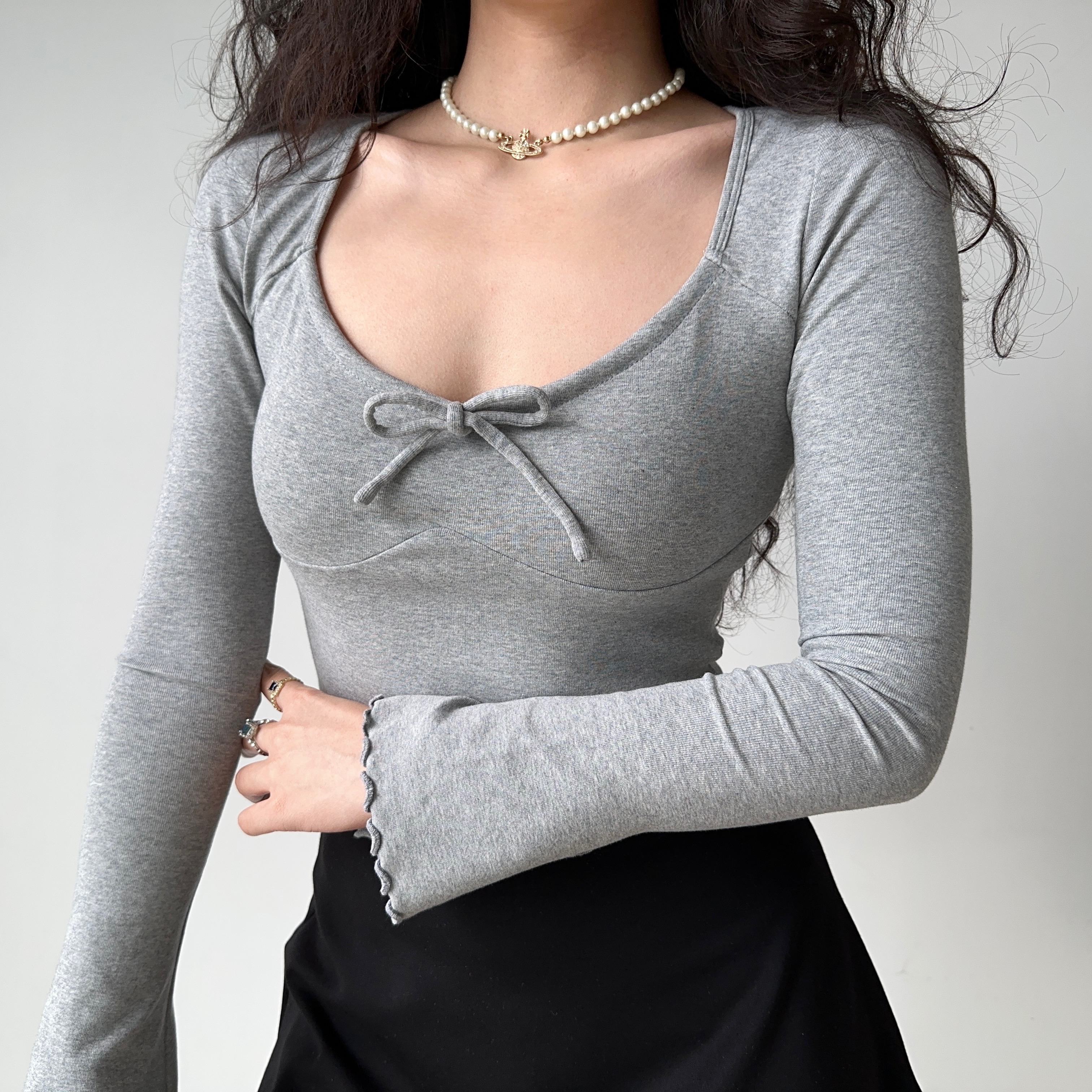 Slim Fit U-Neck Long Sleeve Ballet Style T-Shirt for Women - European & American Fashion, Flared Sleeves, Trendy Y2K Design