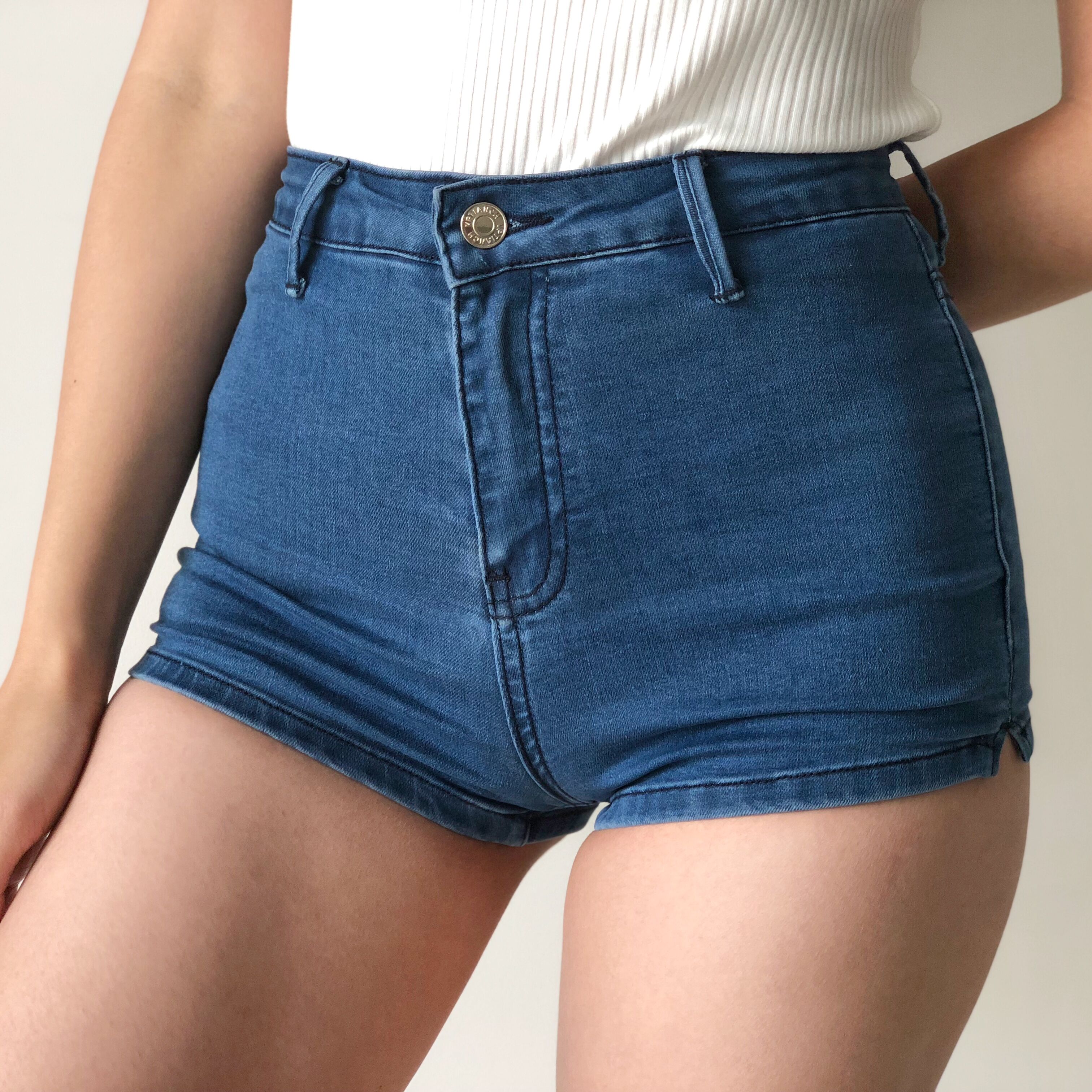 Slim High Waist High Split Denim Shorts for Women - European American Style, Leg-Lengthening, High Elastic Waist, Trendy Summer Fashion