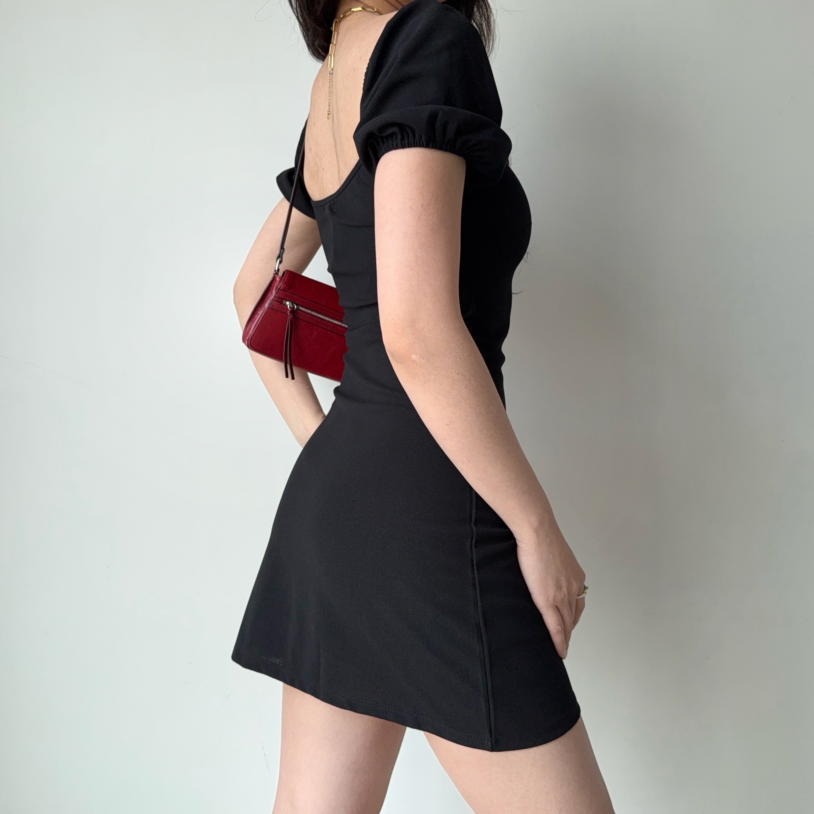 Square Neck Puff Sleeve Bodycon Dress with Split Short Skirt - European & American Style for Women, Trendy and Sexy Fashion