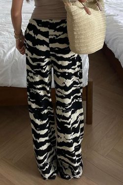 Street Style Ins Pants - All-Season Wear, Trendy Casual Fashion, Versatile for Everyday Outfits, Limited Time Discount