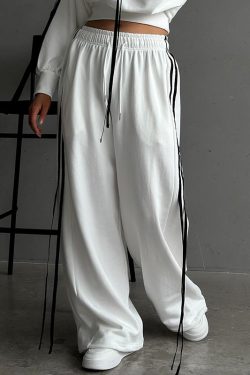 Street Style Ins Pants - All-Season Wear, Trendy Casual Fashion, Versatile for Everyday Outfits, Limited Time Discount