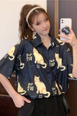 Summer Short Sleeve Shirt for Women - Trendy Hong Kong Style Loose Top, Versatile Beach Wear for Students