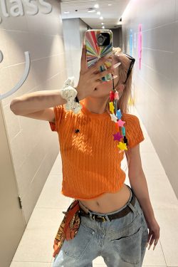 Summer Shoulder Twisted Embroidery Knitted Short Sleeve T-Shirt for Women - Slim Fit High-End Round Neck, Y2K Style Top