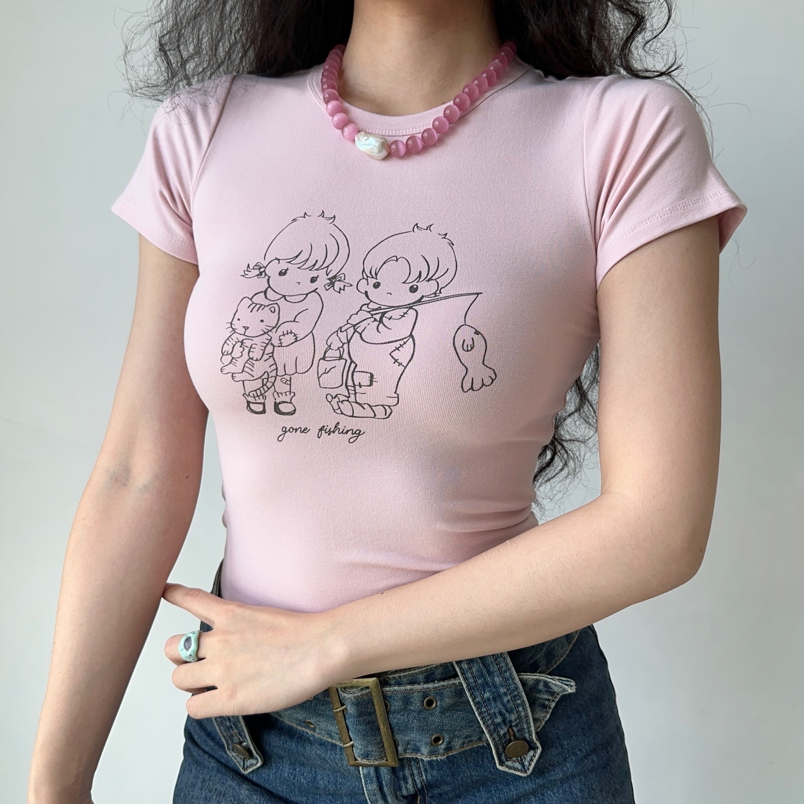 Summer Slim Fit Shoulder T-shirt for Women - Simple Line Drawing Print, European American Style, Round Neck Short Sleeve Top