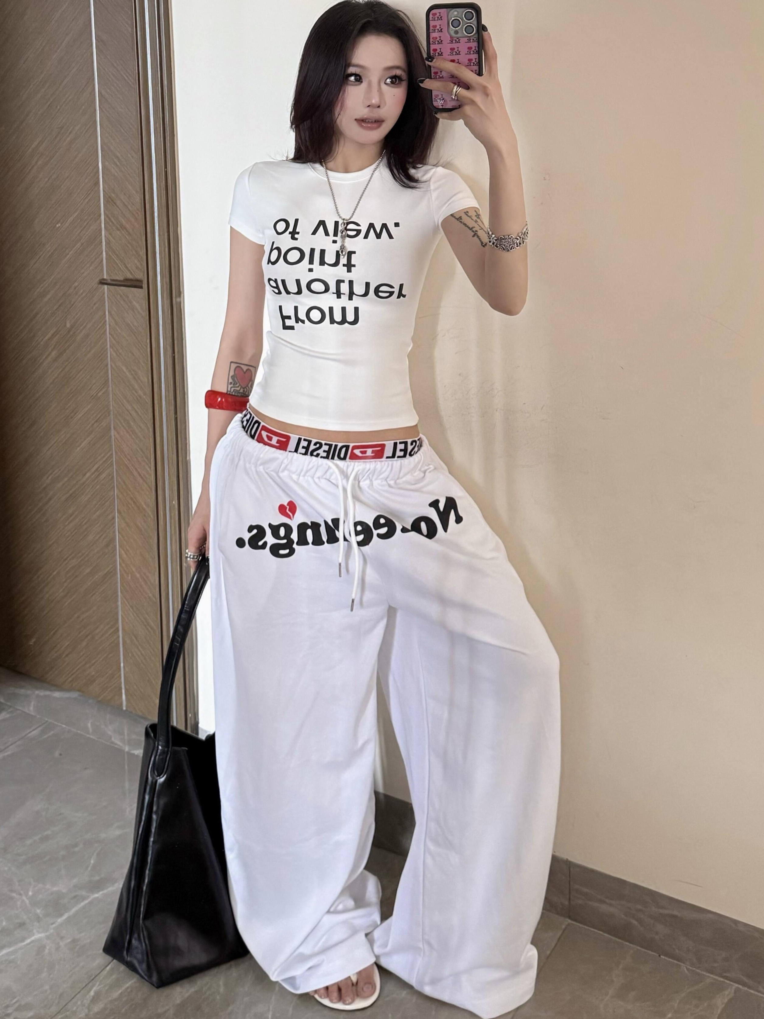 Trendy American Style Letter Print White T-Shirt for Women - Slim Fit Short Sleeve Top for Summer 2025 Fashion