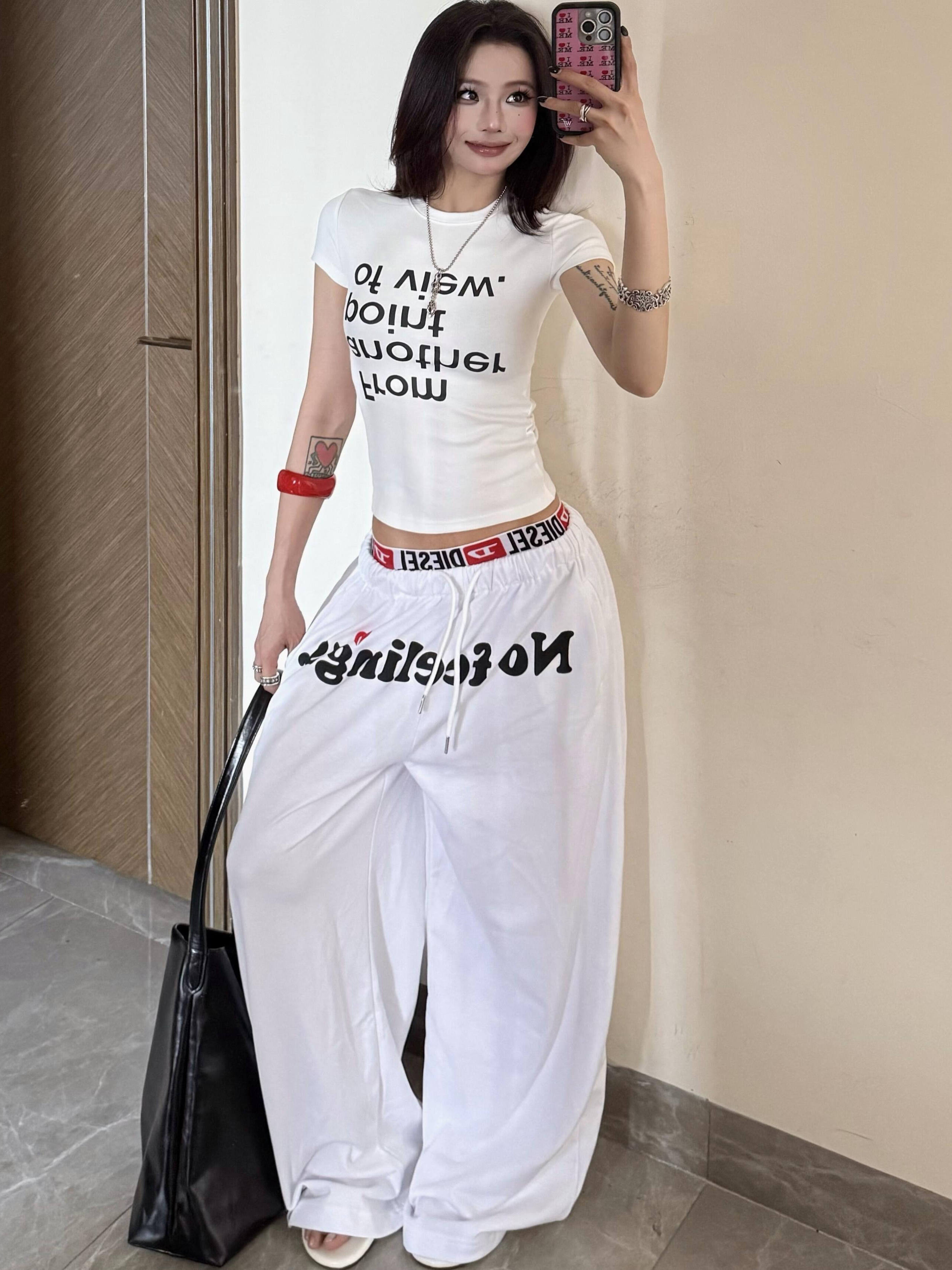 Trendy American Style Letter Print White T-Shirt for Women - Slim Fit Short Sleeve Top for Summer 2025 Fashion