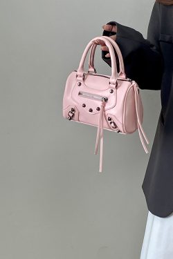 Trendy Pink Motorcycle Crossbody Bag for Women – Stylish Shoulder Handbag, 2025 Niche Design, Cool Fashion Accessory