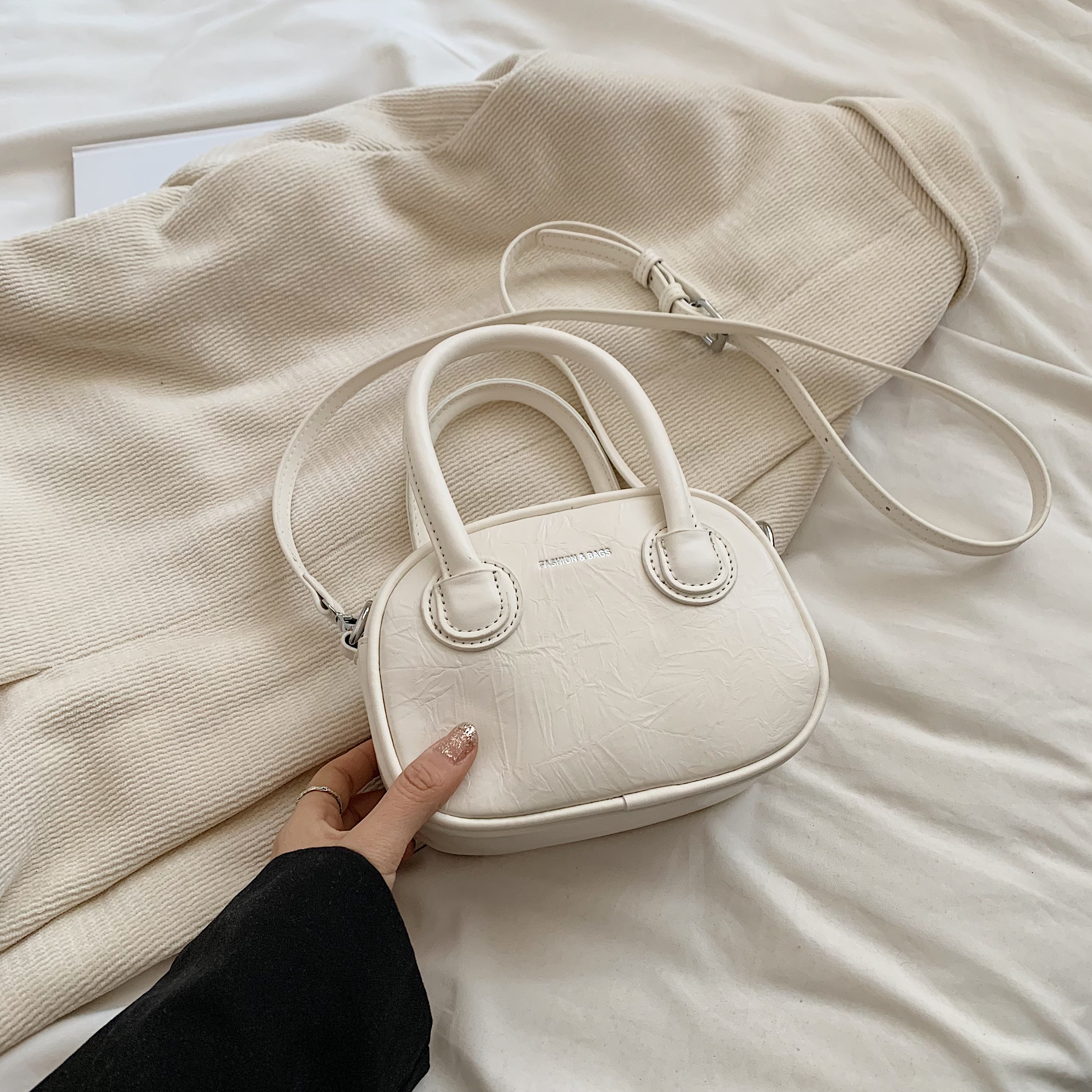 Trendy Silver Women's Handbag 2025 - High-End Small Shoulder Bag & Crossbody for Summer Commuting - Fashionable & Popular Design