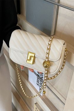 Trendy Women's Crossbody Bag - 2025 Summer Small Diamond-Shaped Square Bag in Chic Chanel-Style for Fashion-Forward Looks
