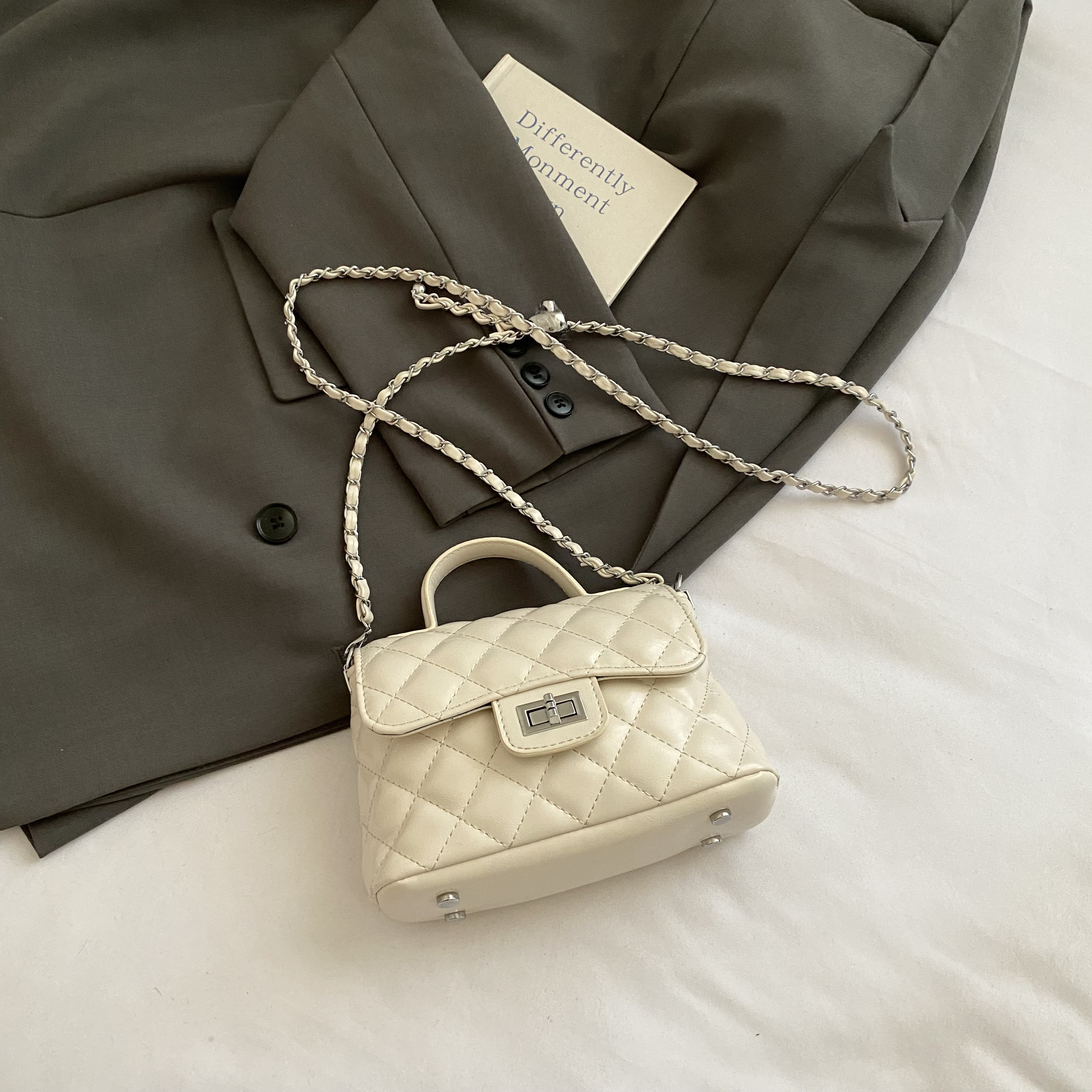 Trendy Women's Diamond Quilted Chain Shoulder Tote Bag - 2025 Fashion Commuter Crossbody Handbag