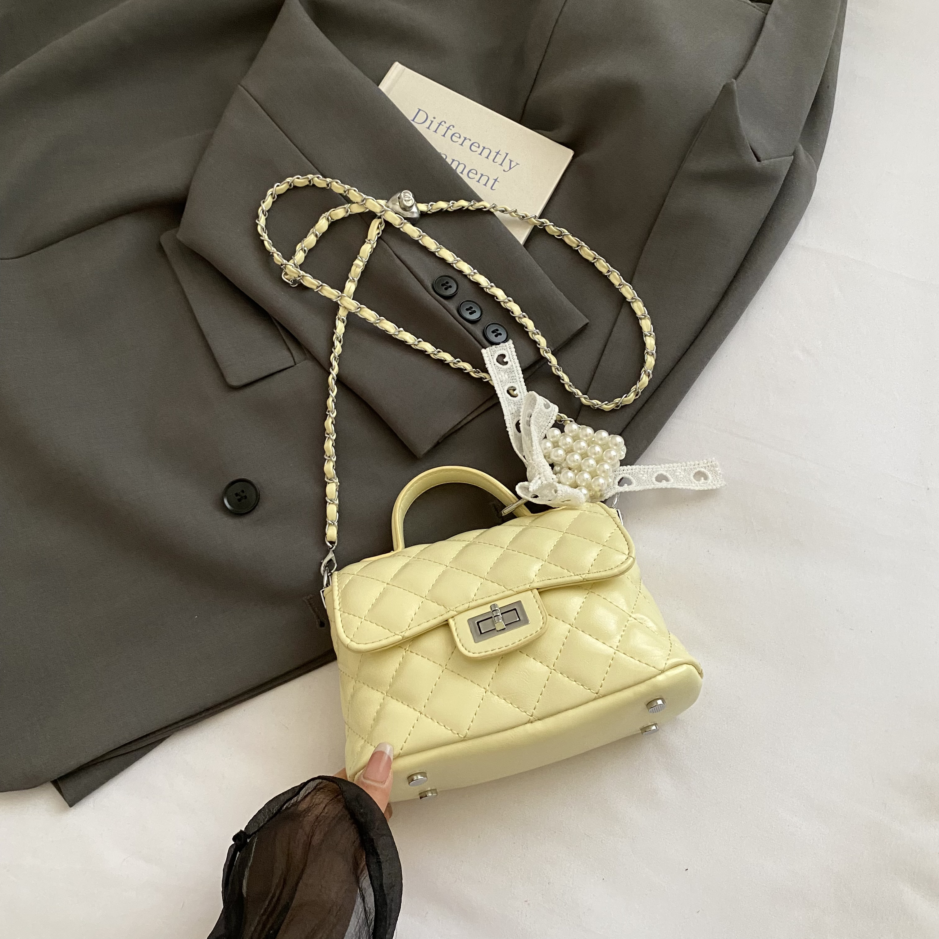 Trendy Women's Diamond Quilted Chain Shoulder Tote Bag - 2025 Fashion Commuter Crossbody Handbag