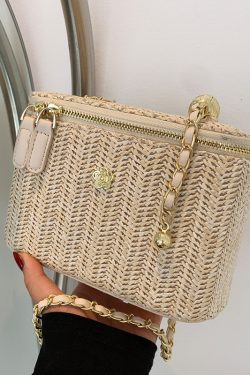 Trendy Woven Chain Crossbody Bag for Women - Small Square Design, Perfect for Spring Summer 2025, Versatile Beach Vacation Style