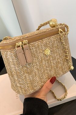 Trendy Woven Chain Crossbody Bag for Women - Small Square Design, Perfect for Spring Summer 2025, Versatile Beach Vacation Style