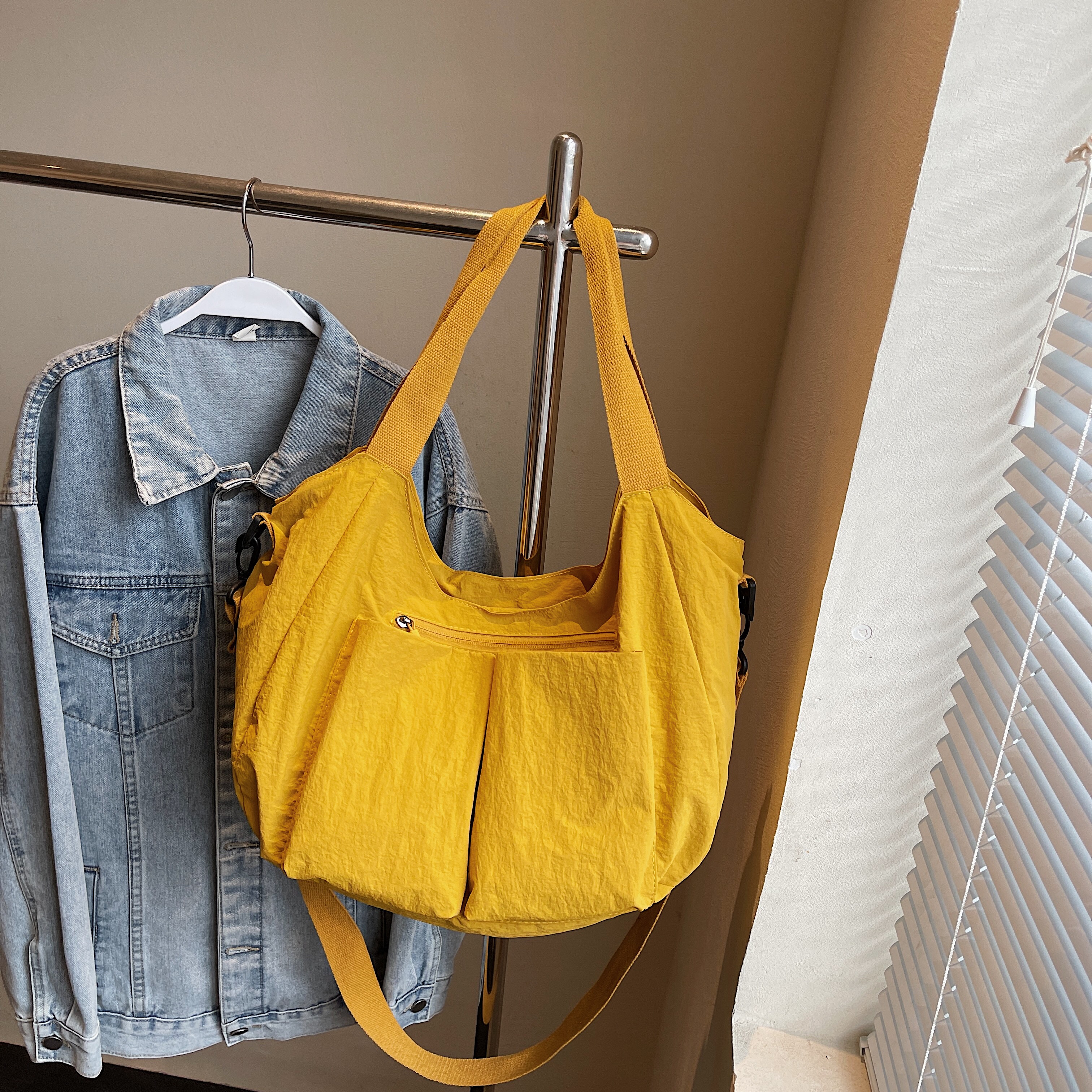 Ultra-Light Waterproof Nylon Shoulder Tote Bag - Large Capacity Commuter Handbag & Casual Travel Crossbody Bag