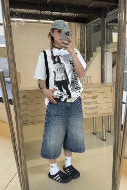 Unisex American Retro Washed Lightning Pattern Loose Fit Seven-Point Denim Shorts - Streetwear Summer Style