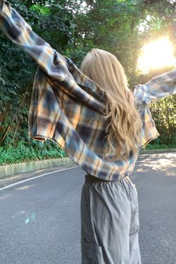 Unisex Long Sleeve Color-Blocked Plaid Shirt Jacket - American Retro Style, Sun Protection, Loose Fit, Lightweight