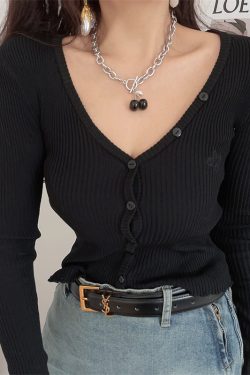 V-neck Embroidered Knitted Cardigan Base Top for Busty Girls - American Vintage Style, Spring 2025 Fashion Essential