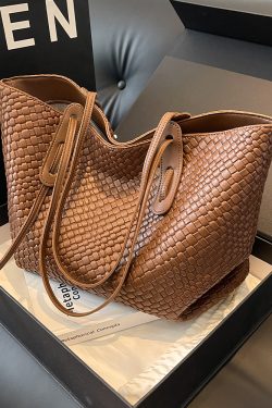 Versatile Large-Capacity Shoulder Tote Bag for Women - High-End Autumn/Winter 2025 Commuting Bag for Work and Leisure