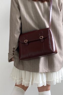 Vintage Burgundy Women's Messenger Tote Bag - High-End Shoulder Crossbody Bag in Hong Kong Style