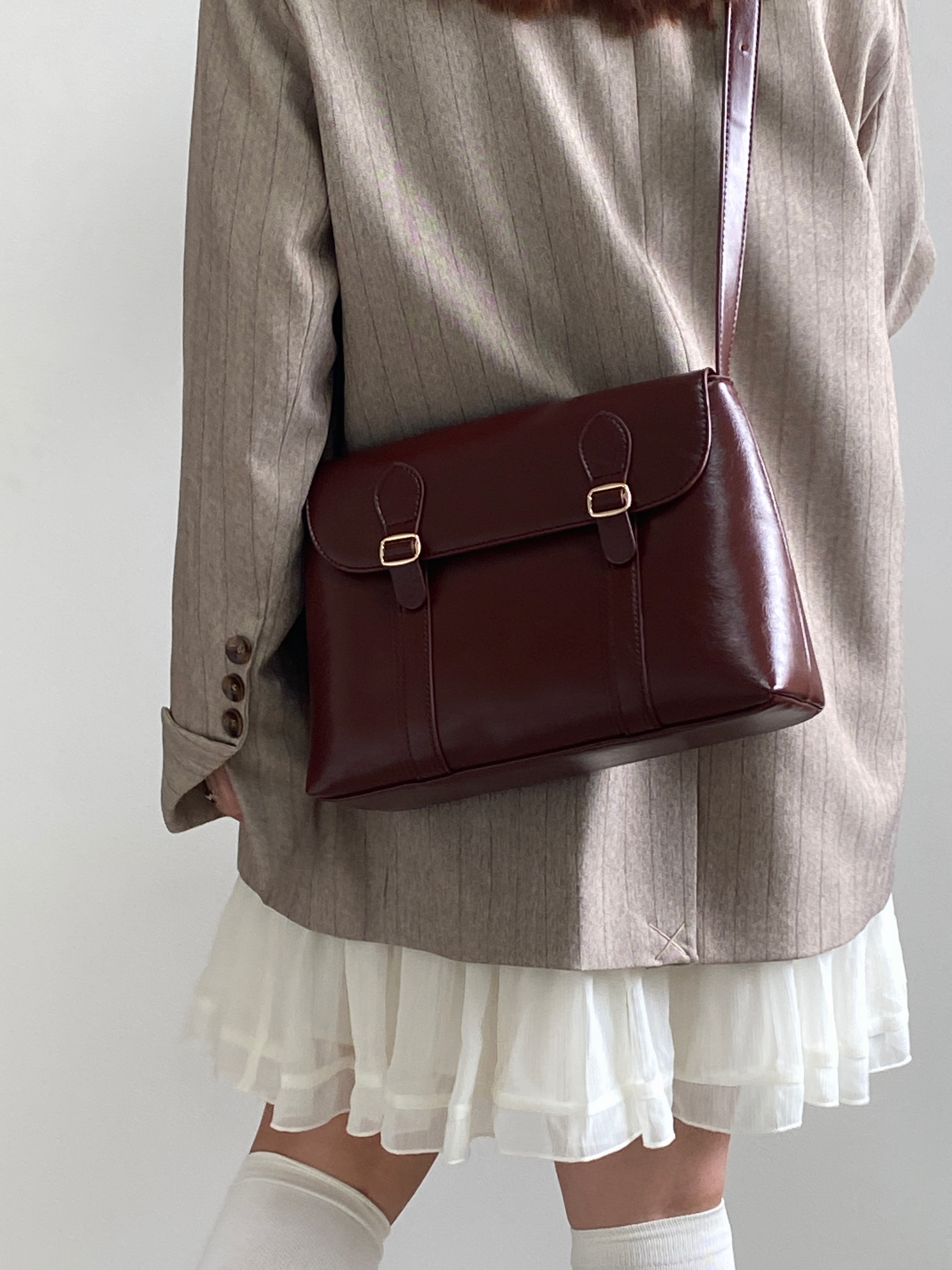 Vintage Burgundy Women's Messenger Tote Bag - High-End Shoulder Crossbody Bag in Hong Kong Style