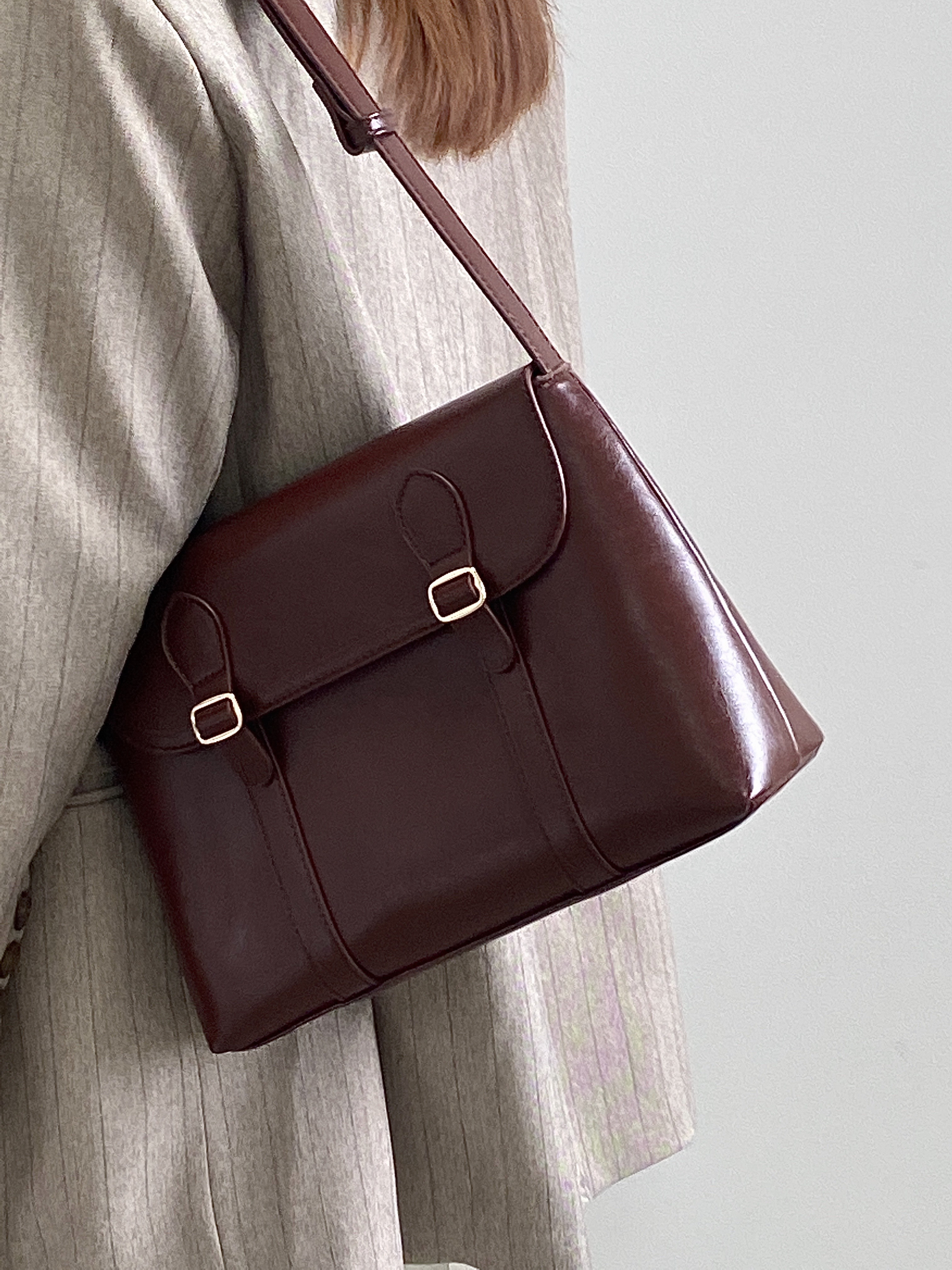 Vintage Burgundy Women's Messenger Tote Bag - High-End Shoulder Crossbody Bag in Hong Kong Style