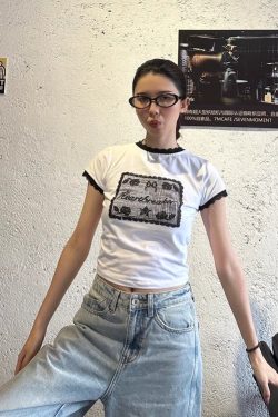 Vintage Floral Lace Printed Round Neck Short Sleeve T-Shirt for Women - Cute American Style Spring Fashion