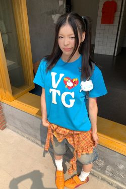 Vintage Heart Letter Printed Short Sleeve T-Shirt for Men and Women, Casual Loose Fit, Spring Summer American Style