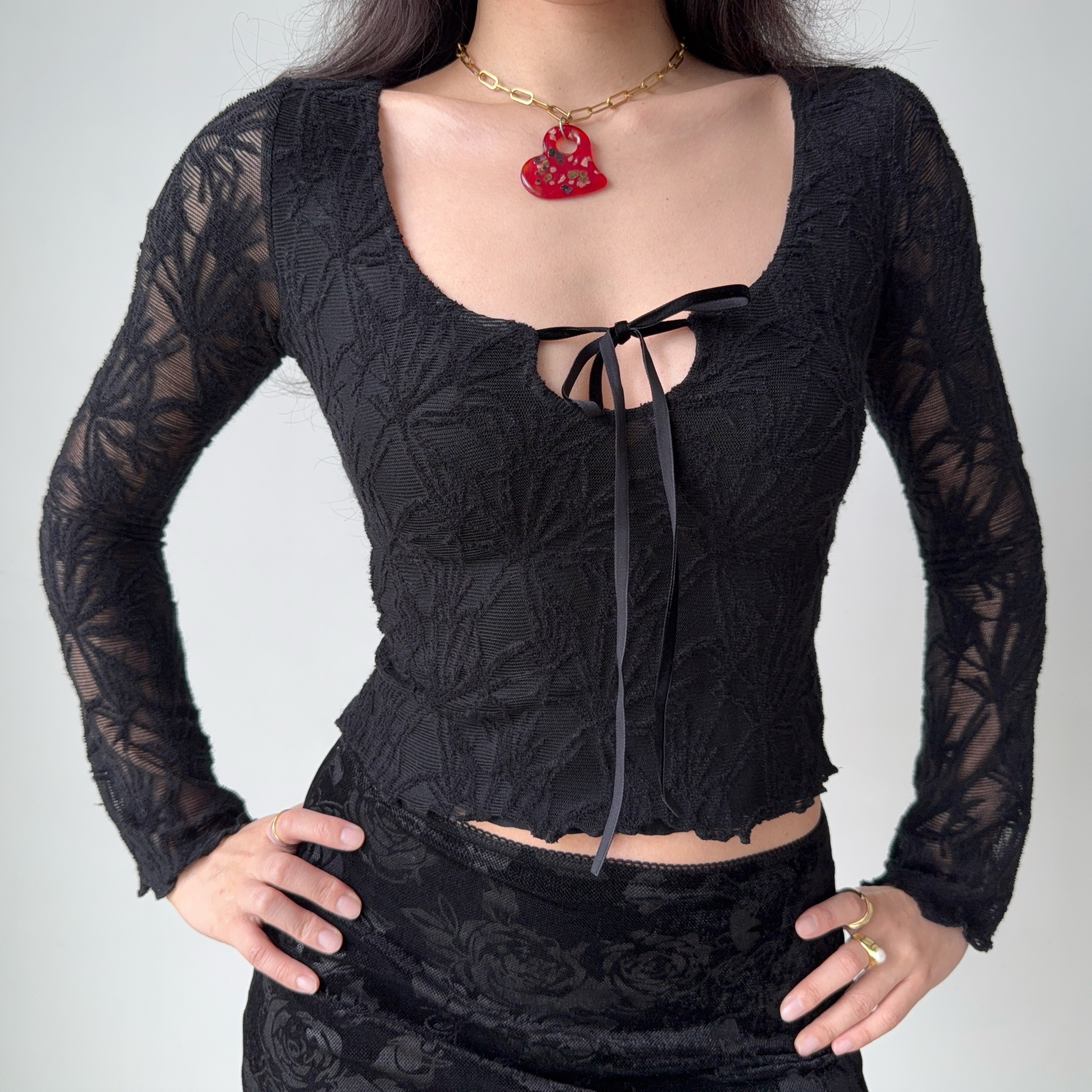 Vintage Jacquard Lace-Up Long Sleeve U-Neck Top for Women - Slim Fit American Style T-Shirt, Perfect for 90s and Y2K Fashion Lovers