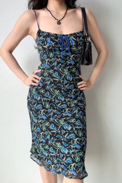 Vintage Print Cami Dress - Mid-Length Vacation Dress for Women - Retro Style Summer Dress - Ideal for Travel and Casual Outings