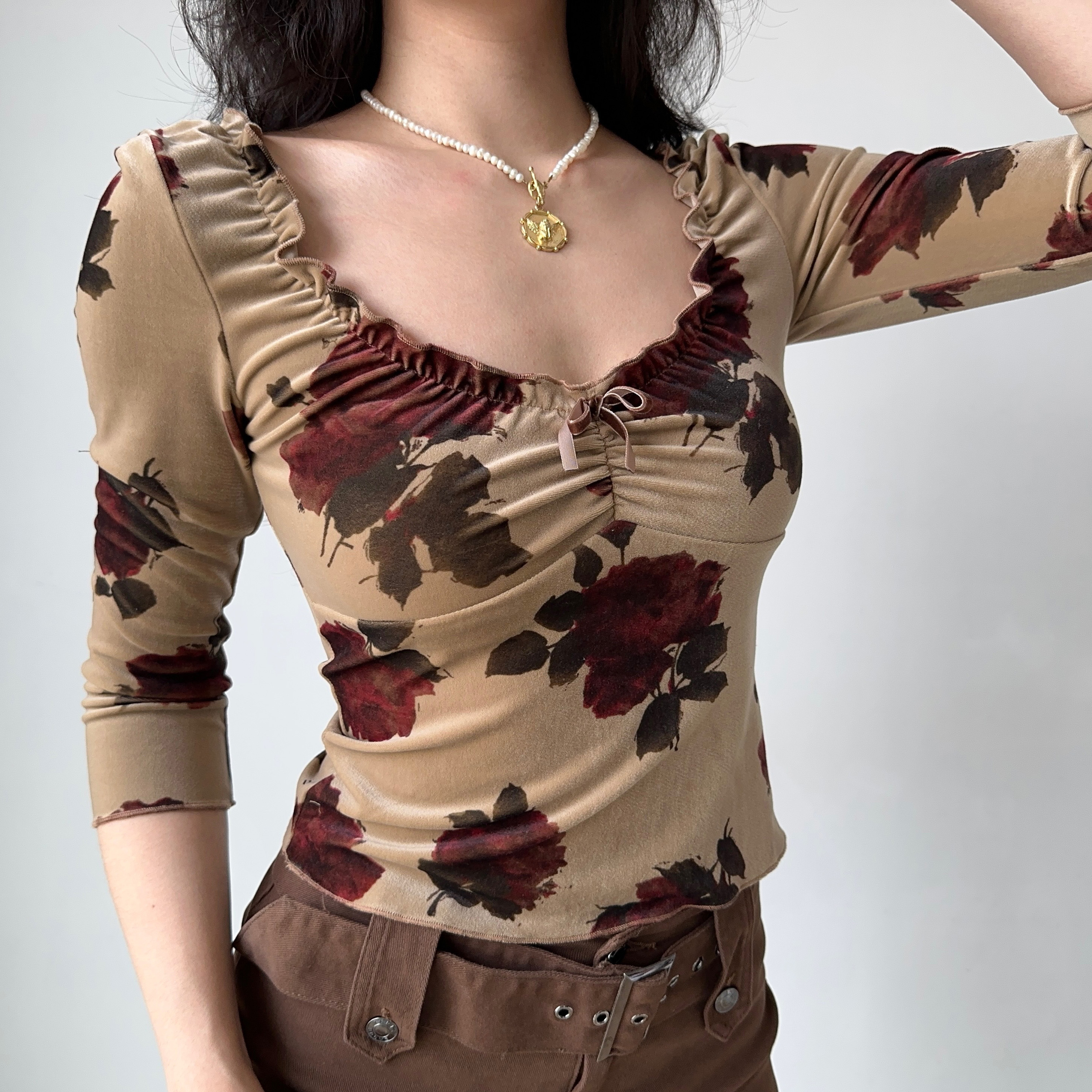 Vintage Print Velvet Ruffled T-shirt for Women - Sexy Low-Cut, Three-Quarter Sleeve, Autumn Winter Fashion Top