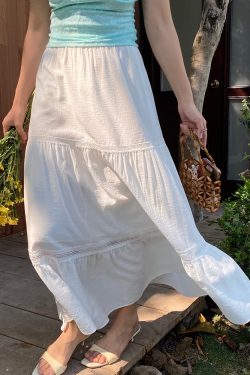 White High-Waisted French-Style Vacation Skirt - Itchy Texture Cake Skirt for Summer, Trendy and Chic